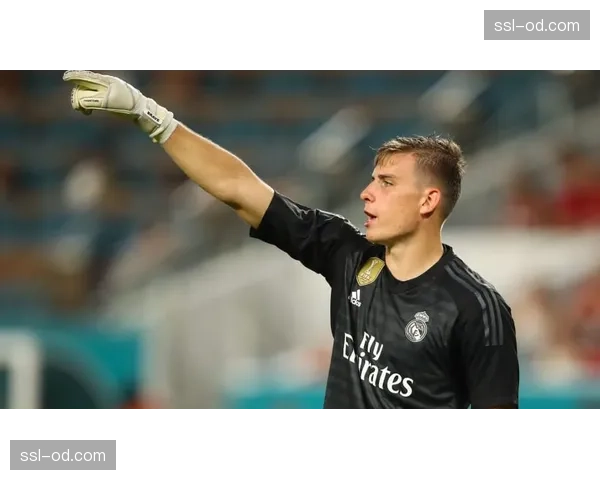 卢宁表现平平难救主，皇马门将两失球防线责任更大